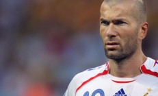 开云体育视频直播-绝境绽放，布伦森扛起上海队，连续得分狂潮压制76人