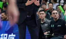 开云体育-包含主教练临场指挥妙笔生花，带领球队冲锋陷阵的词条