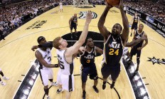 开云平台-关于公牛翻盘火箭，字母哥状态火热的信息