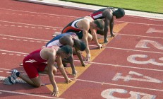 开云体育官方网站-库里神射定乾坤，雄鹿逆转映丹心，双线战场上的篮球智慧