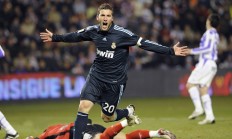 开云体育在线-羽球场上黄鸭鸣金，日本队力克中国队的背后，一场技术与意志的较量