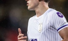 开云官网-乌拉圭队豪取大胜，闯进关键阶段