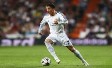 开云体育在线-奇迹之夜，马赛翻盘皇马，德布劳内统治全场的战术史诗