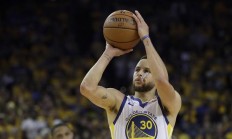 开云下载-关于开拓者外线射手连续场砍下+的信息