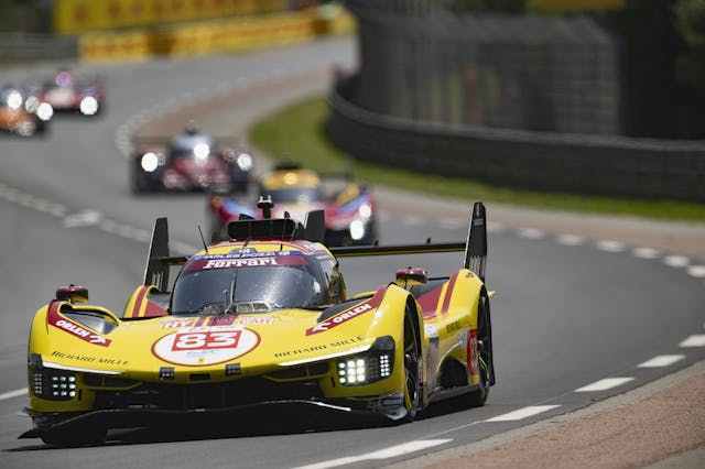 雷诺车队翻盘法拉利,塞恩斯点燃赛场的简单介绍 雷诺车队翻盘法拉利,塞恩斯点燃赛场的简单介绍