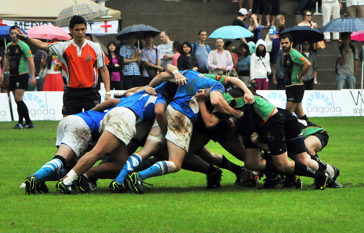 关于精彩的足球比赛落下帷幕，球迷乐趣无穷的信息