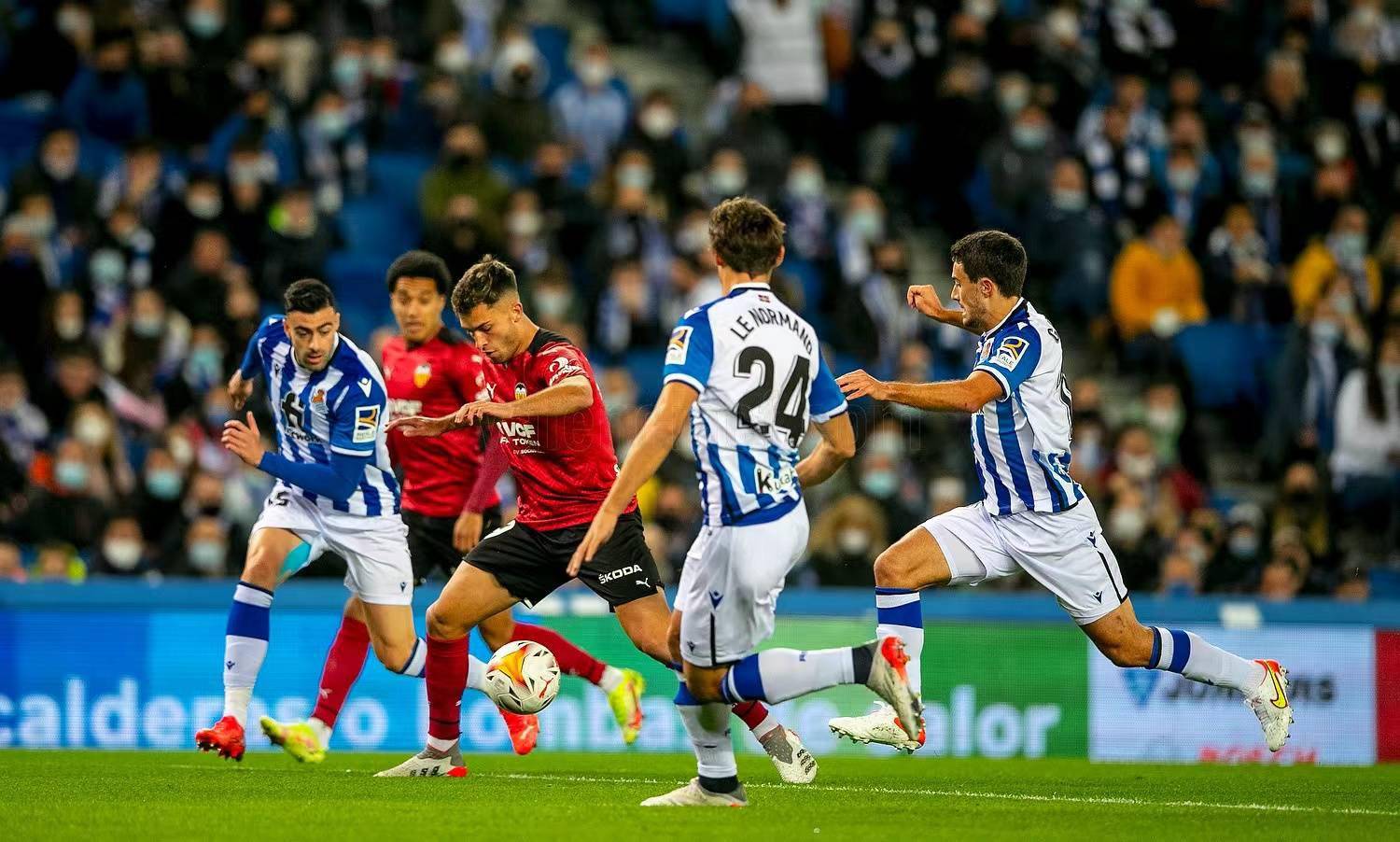 西甲劲旅欲趁东风再次登上欧洲之巅的简单介绍