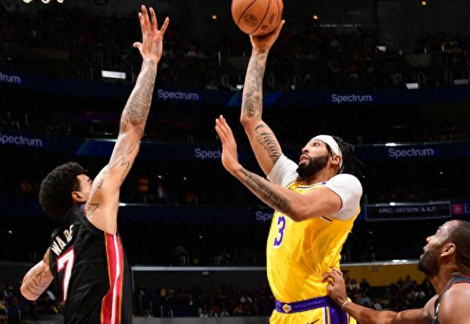 公牛队迎战篮网队，将在主场展开激烈较量