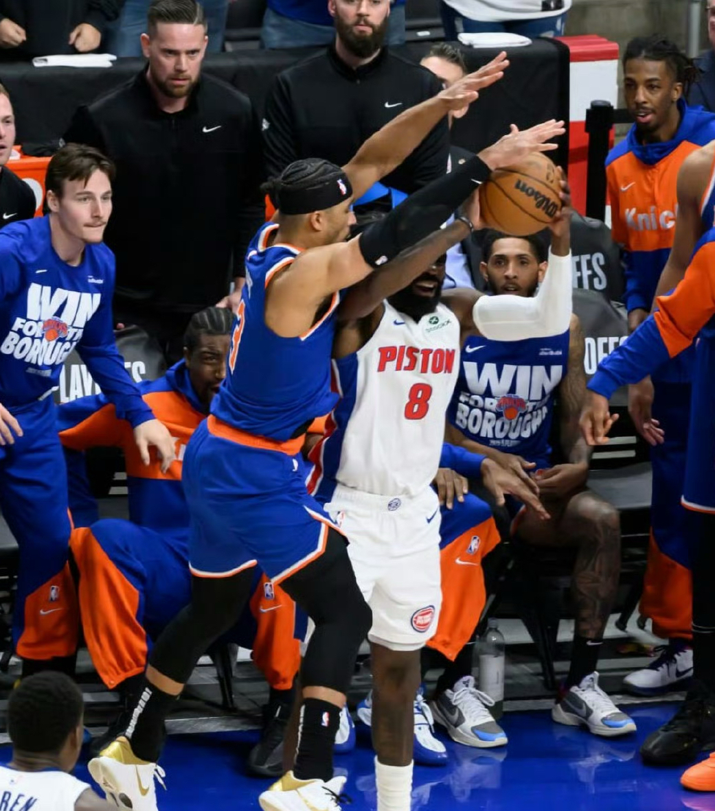 尼克斯队内讧矛盾升级球队状况严峻