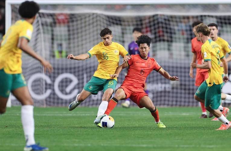 包含比赛精彩回放，悬念升级战术角逐的词条