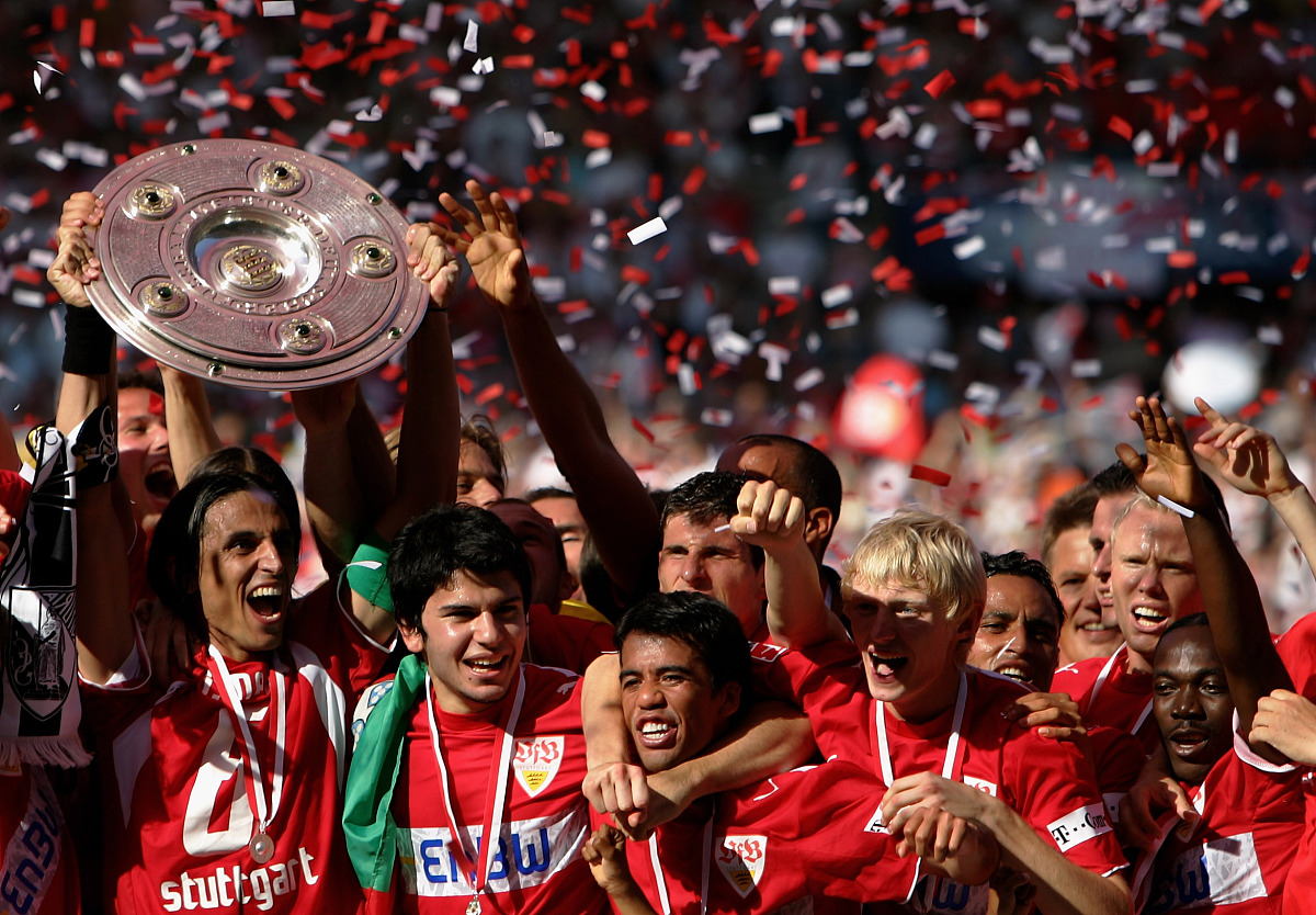 拜仁慕尼黑大获全胜，欧冠赛场表现抢眼