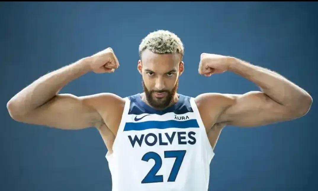 勇士逆转魔术，戈贝尔关键制胜