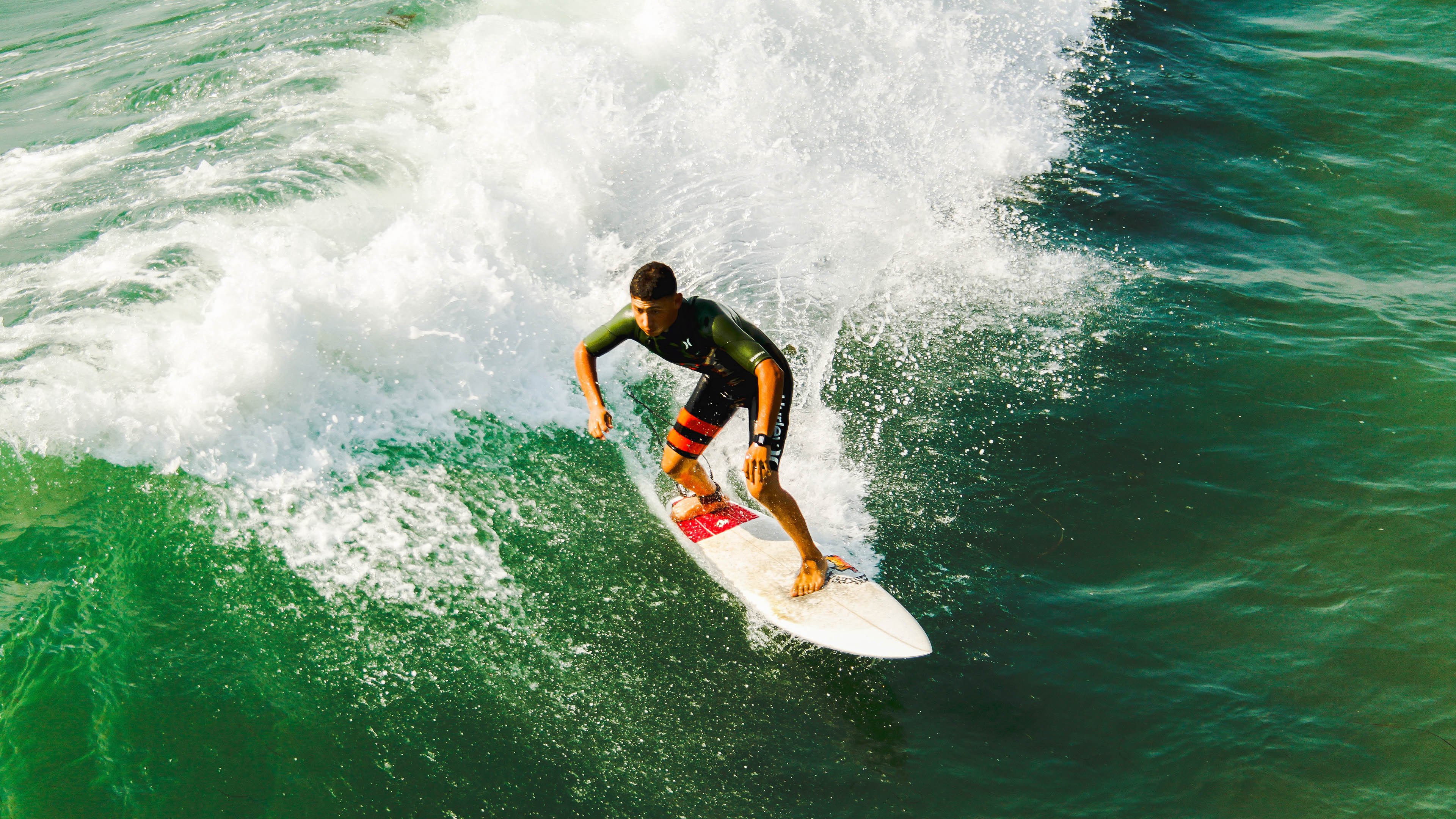 南半球风暴席卷安联，萨内闪电破局，新西兰式强势让拜仁提前臣服