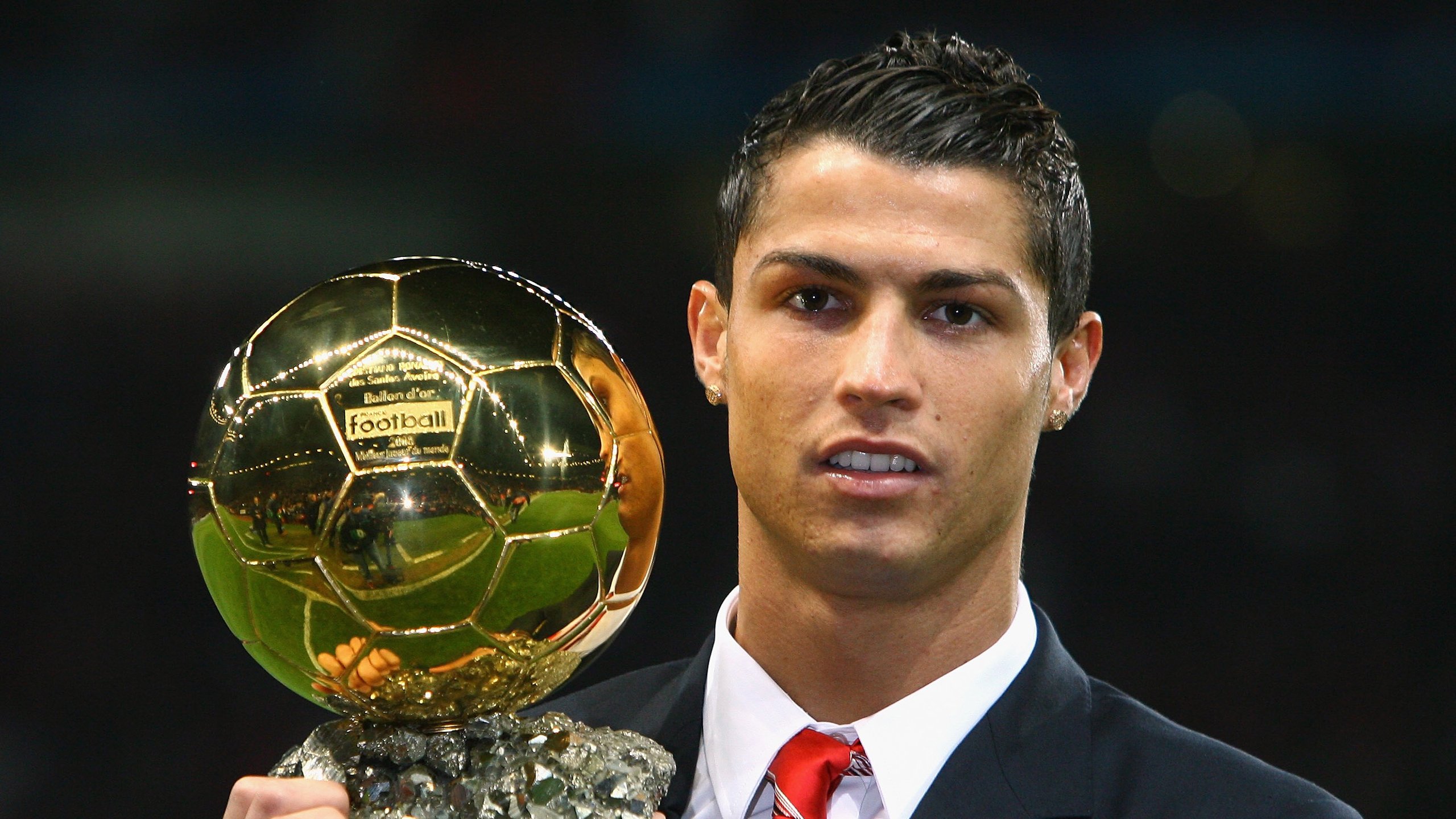 北欧风暴与东方巨龙，瑞典轻取葡萄牙，马龙点燃赛场