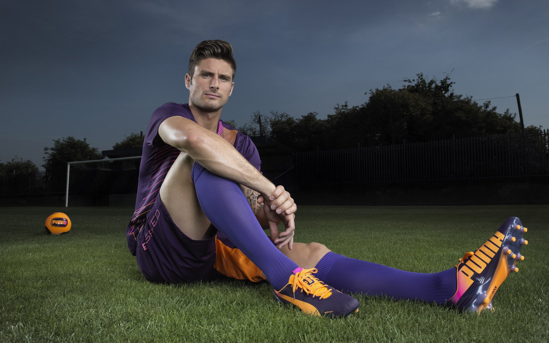 当非洲鼓点冻结北欧童话，加纳的压制艺术与莫德里奇的生死接管